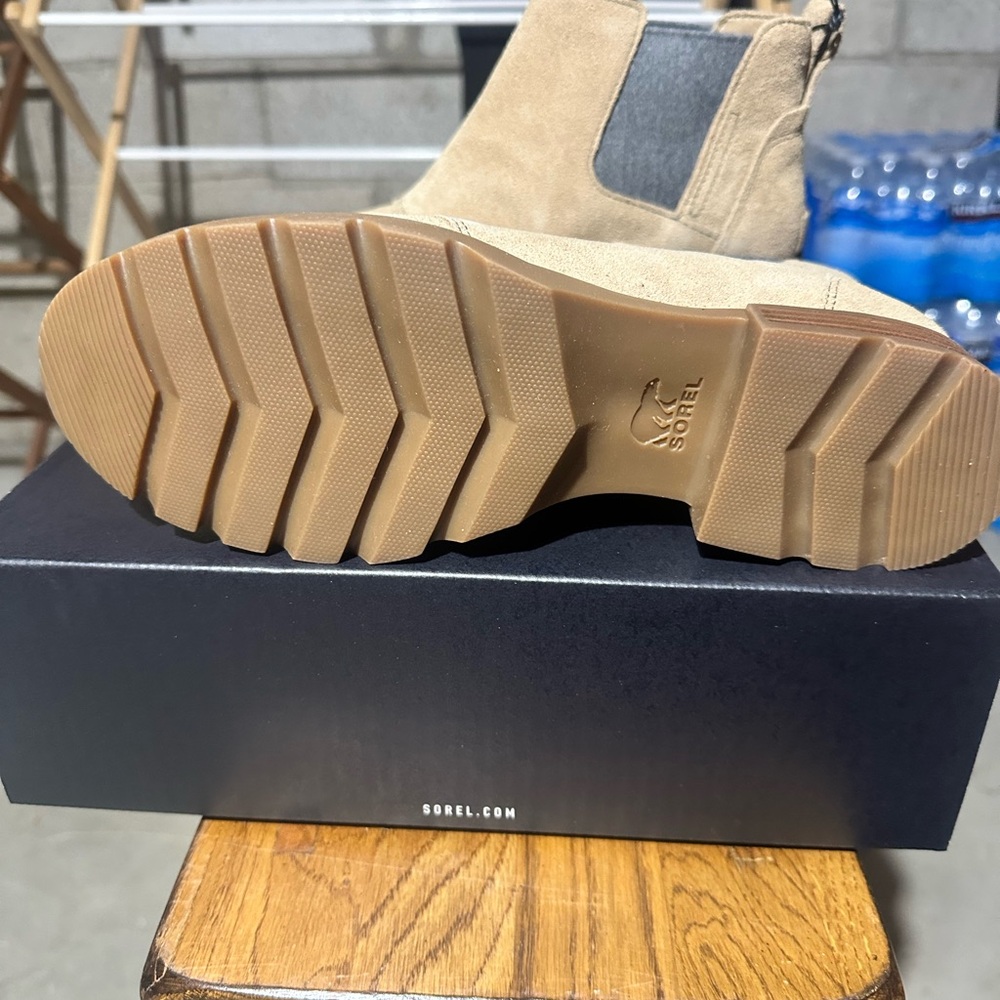 Sorel Tan and Gray Ankle Booties - Picture 2 of 2
